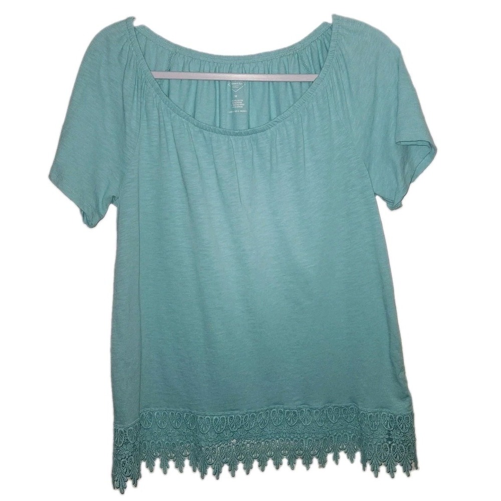 St. John's Bay Women M Top Aqua Teal Short Sleeve Scoop Neck Lace Trim Hem